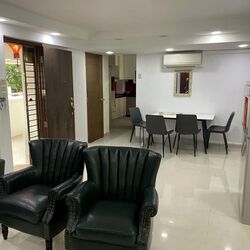 Blk 426 Bukit Batok West Avenue 2 (Bukit Batok), HDB 4 Rooms #563663521